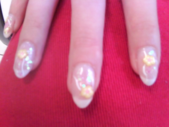 Darvas Juli (Villa Dejavu beauty and nails, II-III-XII. ker.) - viragos - 2010-10-27 12:34